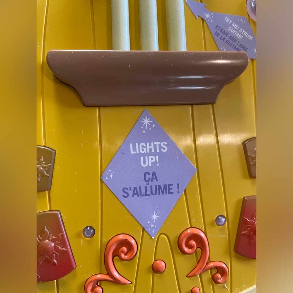 Disney Store Interactive Musical light up Guitar Rapunzel Tangled, TESTED, WORKS - Picture 4 of 7